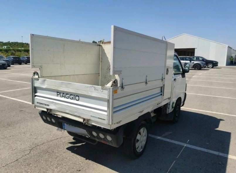 
								Piaggio Porter completo									