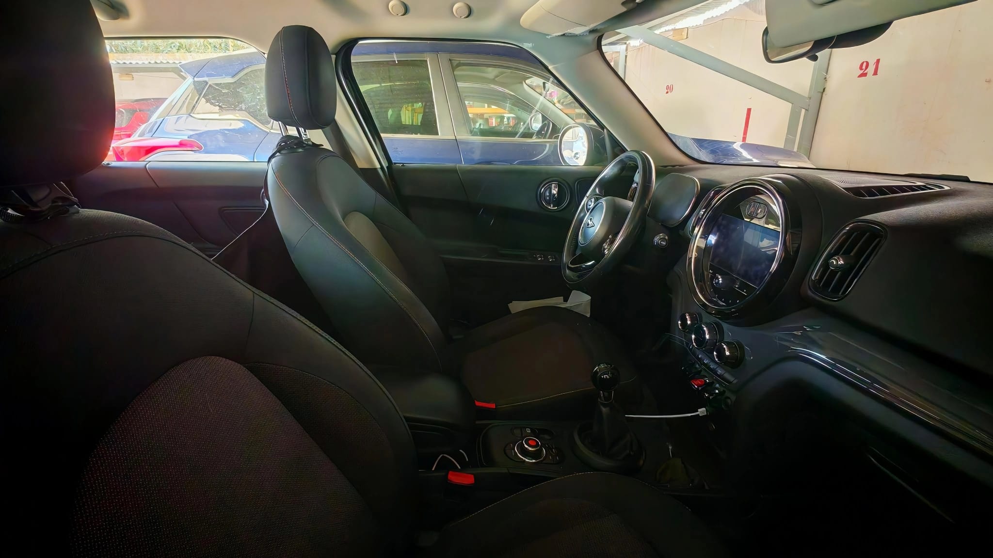 
								MINI Countryman Cooper D completo									