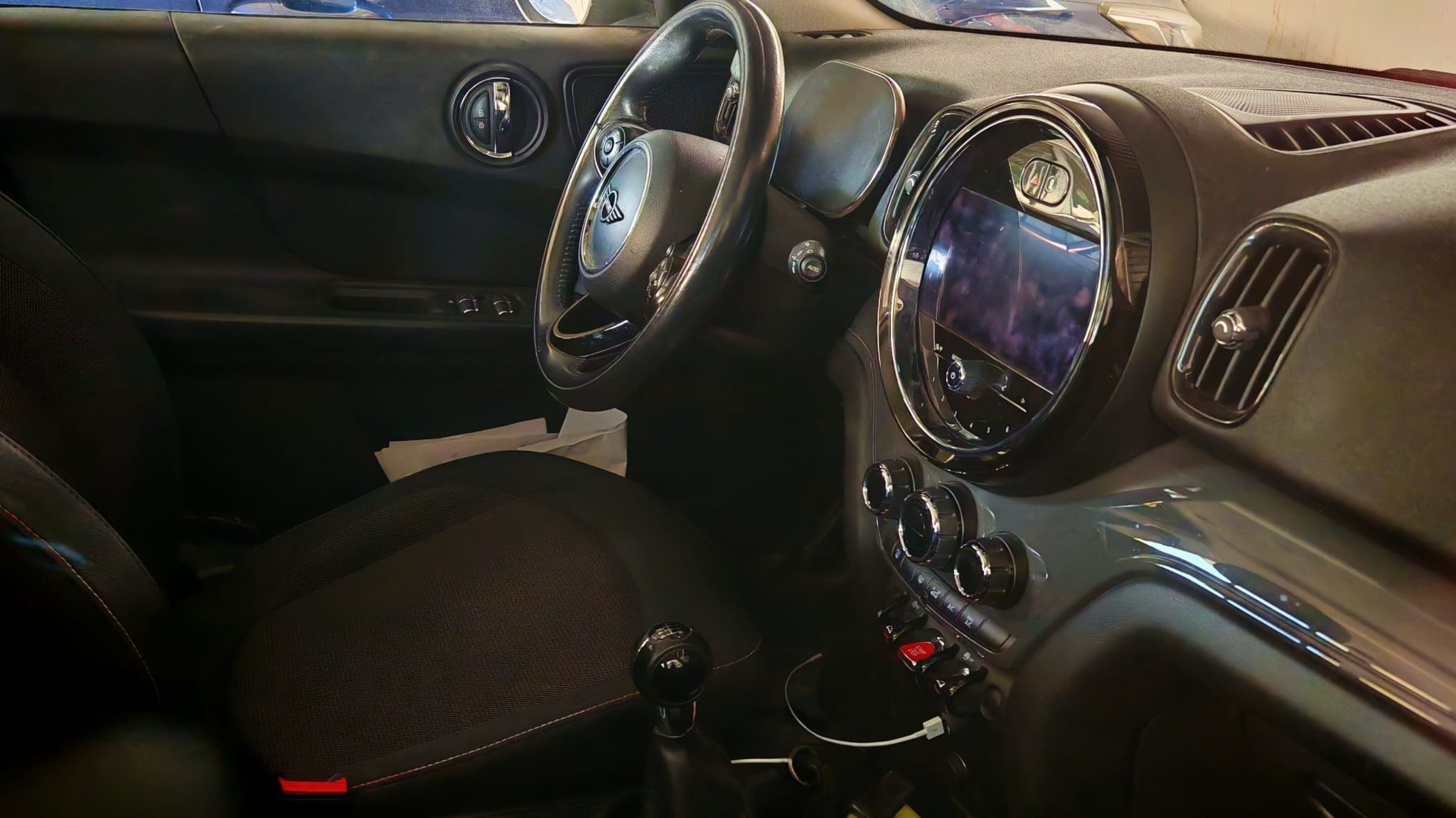 
								MINI Countryman Cooper D completo									